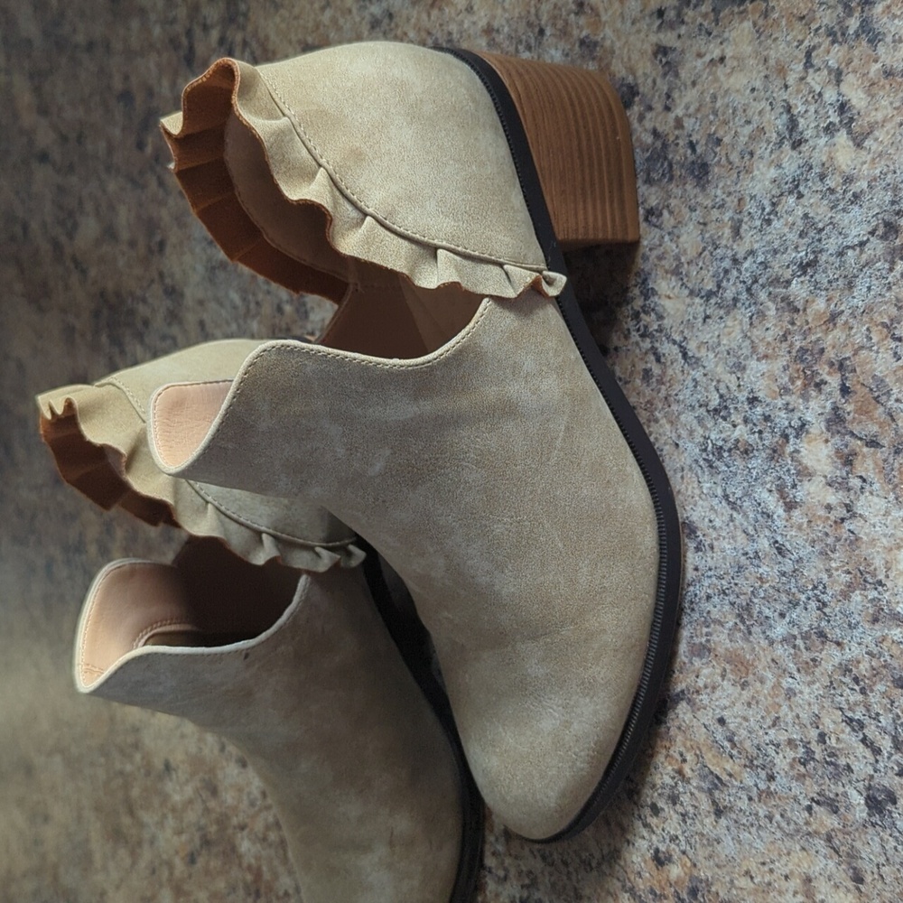 Women's ankle boots
